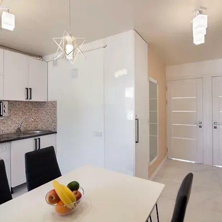 Avangard Shpytalna 20a *