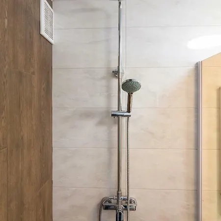 Avangard Shpytalna 20a Daire *