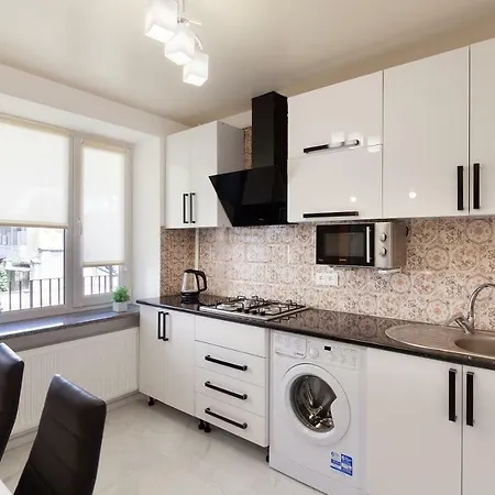 Appartement Avangard Shpytalna 20a