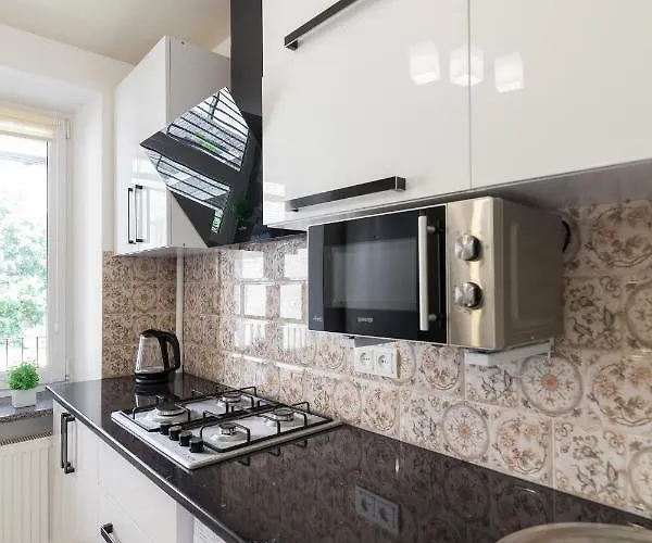 דירה Avangard Shpytalna 20a