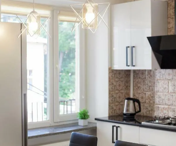 Avangard Shpytalna 20a Апартаменти *